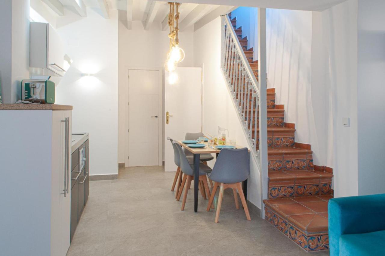 Abal Apartments - Barrio アリカンテ エクステリア 写真