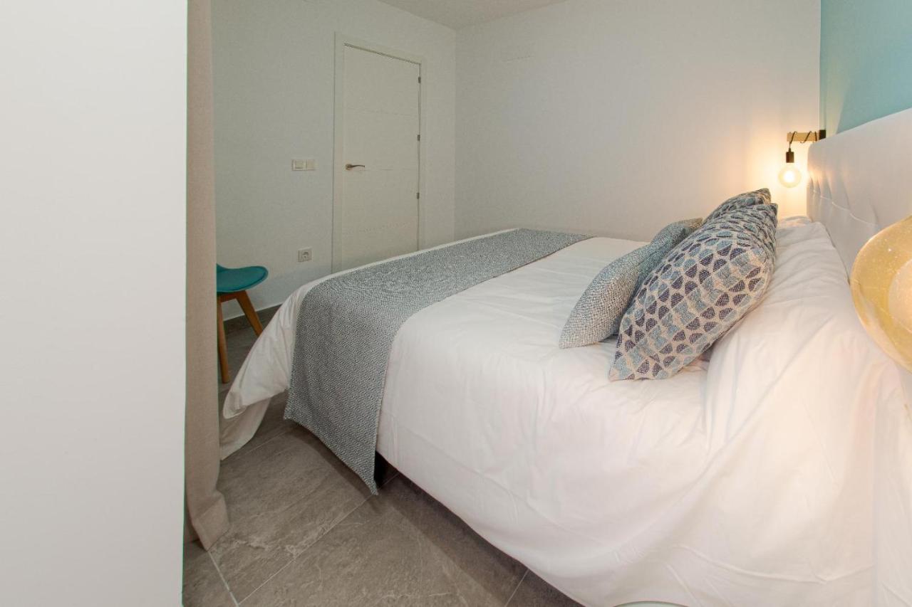 Abal Apartments - Barrio アリカンテ エクステリア 写真